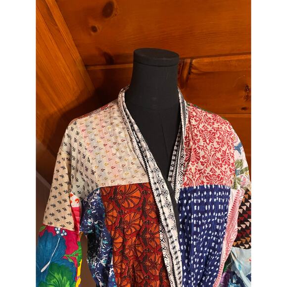 Kantha Style Bright Vibrant, Handmade Upcycled India Patchwork Cotton Robe - Picture 11 of 11